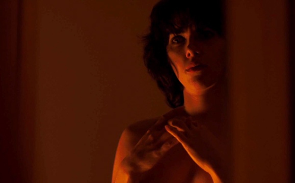 Creepy ScarJo? Welcome to "Under the Skin."